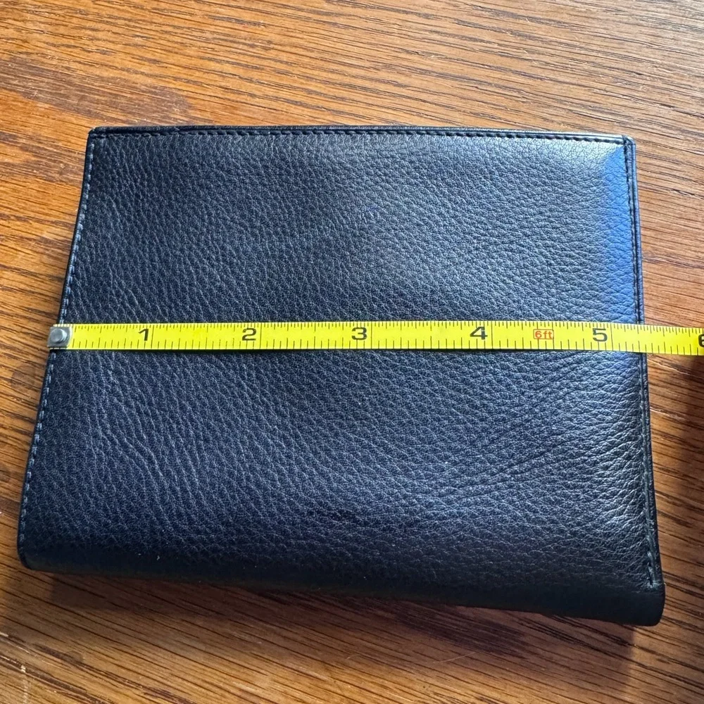 Top grain leather black bifold wallet